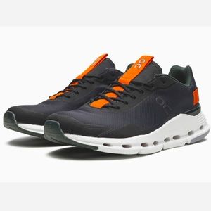 On Running Women’s Cloudnova Form sneakers in black/flame Size 9.5